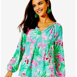 Lilly Pulitzer🌸 Willa Top in Aqua Al Fresco, Isn’t She Lovely • L